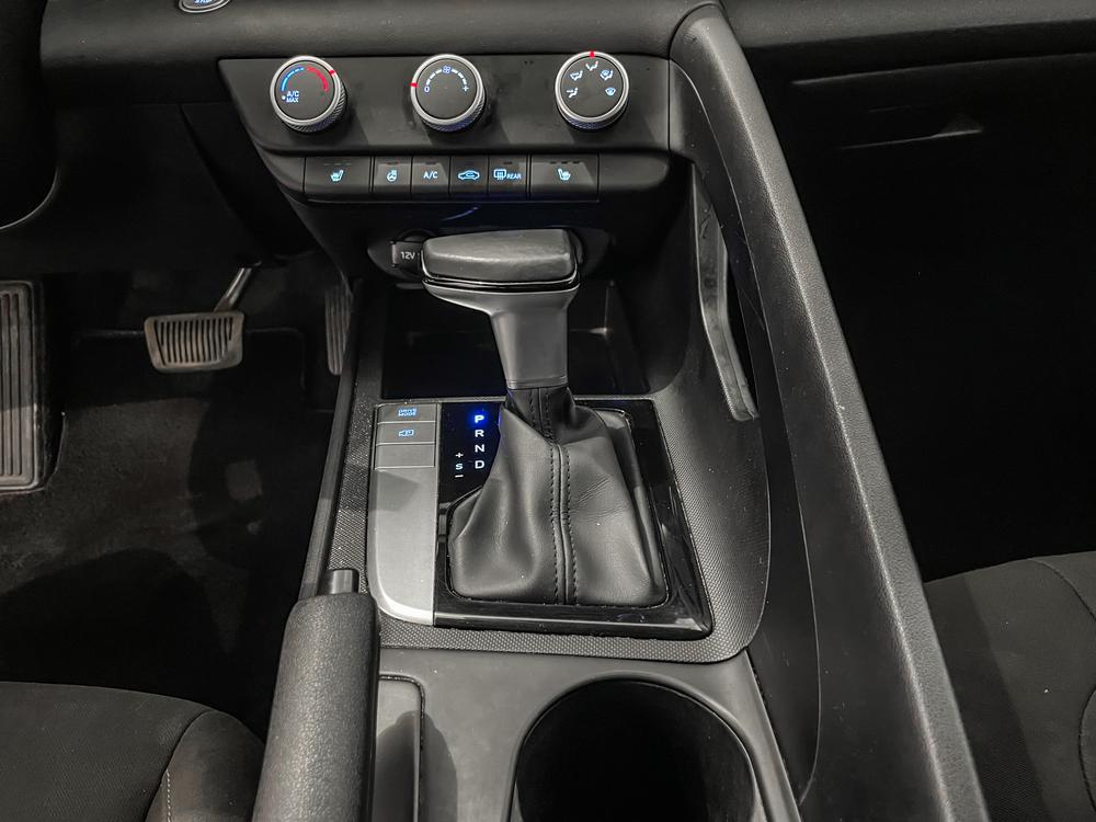 Hyundai Elantra Preferred 2021 d’occasion à vendre - 28