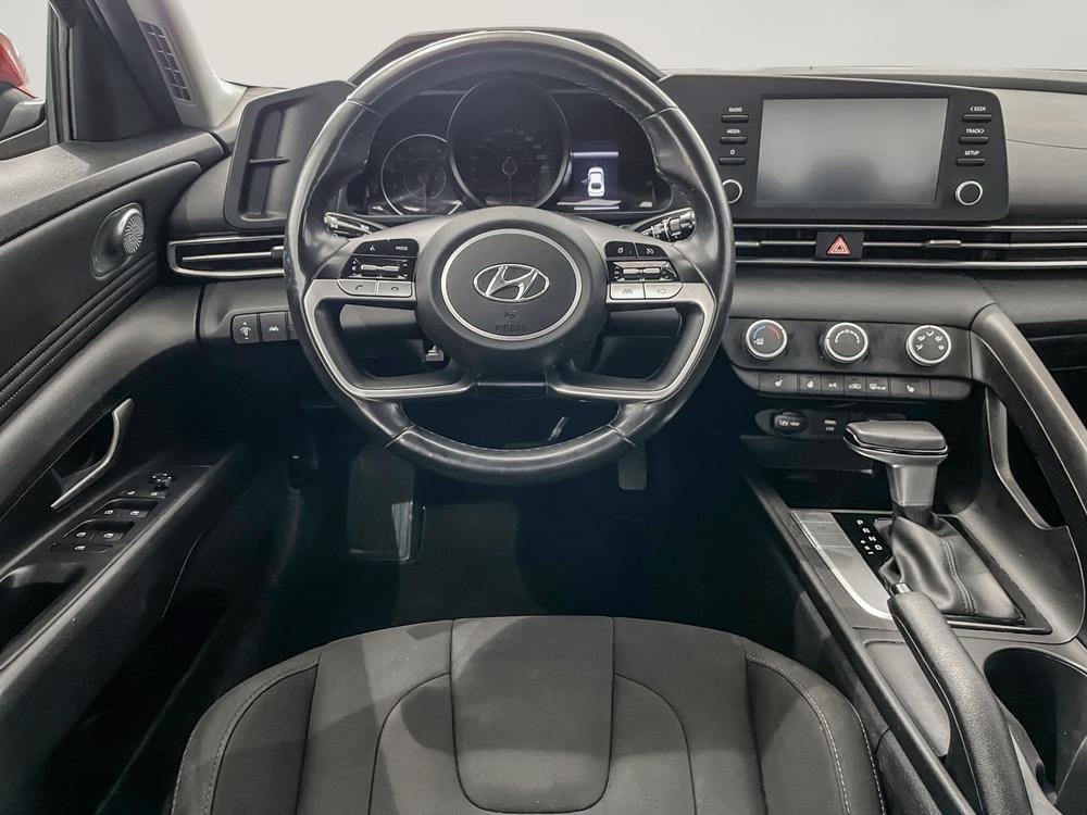 Hyundai Elantra Preferred 2021 d’occasion à vendre - 11