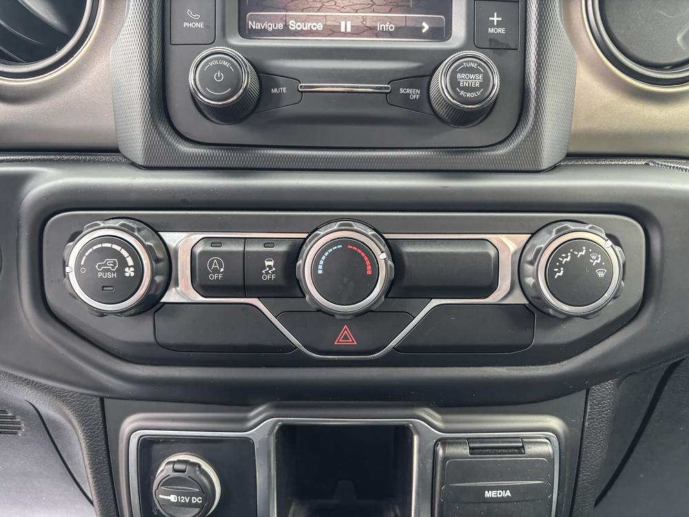 Jeep Wrangler SPORT 2021 d’occasion à vendre - 21