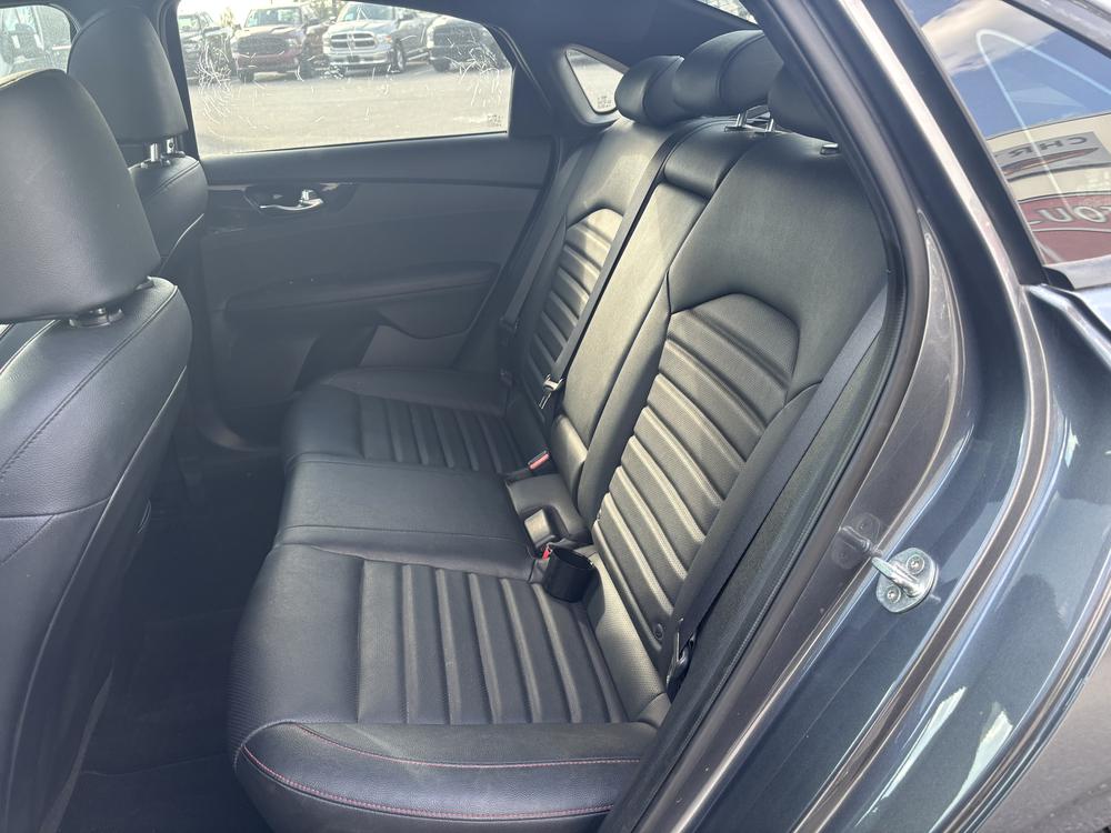 Kia Forte GT 2021 d’occasion à vendre - 24