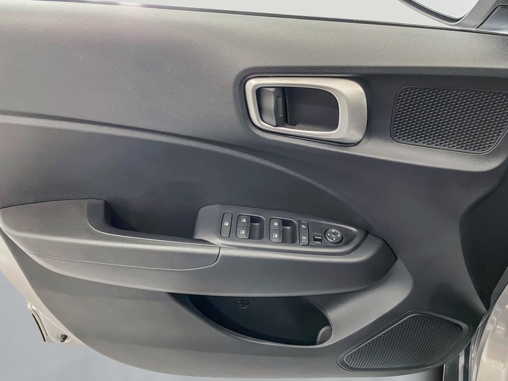 Hyundai Venue Preferred 2024 d’occasion à vendre - 12