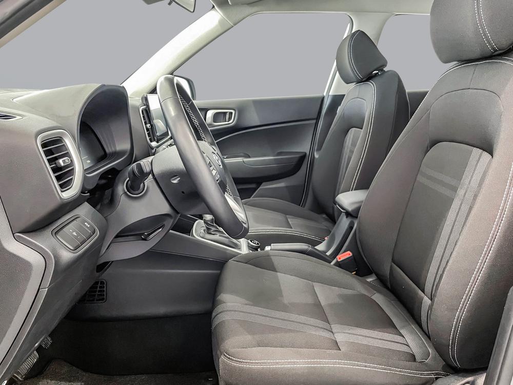 Hyundai Venue Preferred 2024 d’occasion à vendre - 13