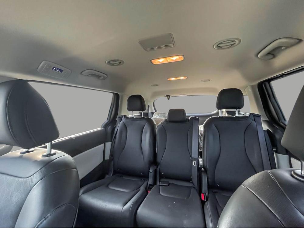 Kia Carnival EX 2024 d’occasion à vendre - 21
