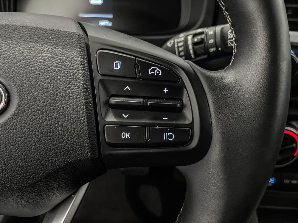 Hyundai Venue PREFERRED TWO TONE 2025 d’occasion à vendre - 17