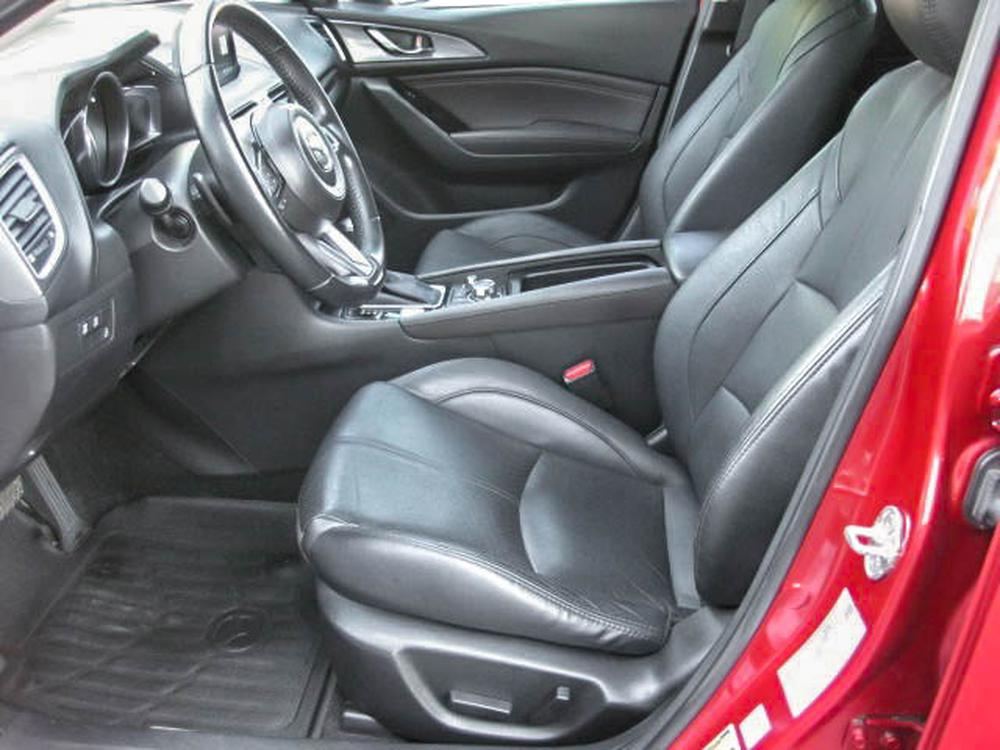 Mazda Mazda3 Sport GT 2018 d’occasion à vendre - 13