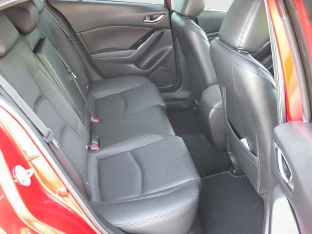 Mazda Mazda3 Sport GT 2018 d’occasion à vendre - 28