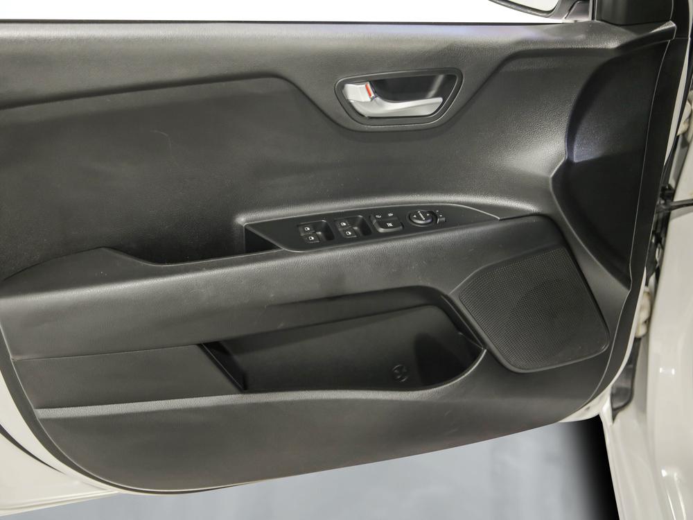 Kia Rio 5 portes LX 2019 d’occasion à vendre - 13
