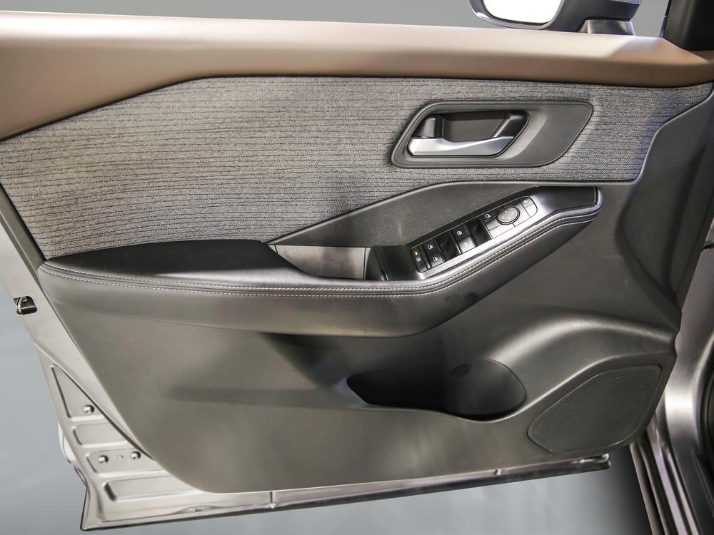 Nissan Rogue SV 2021 d’occasion à vendre - 14