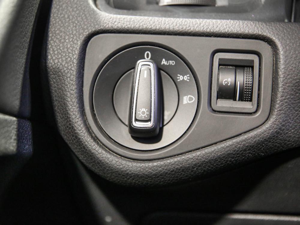 Volkswagen Golf Trendline 2018 d’occasion à vendre - 24
