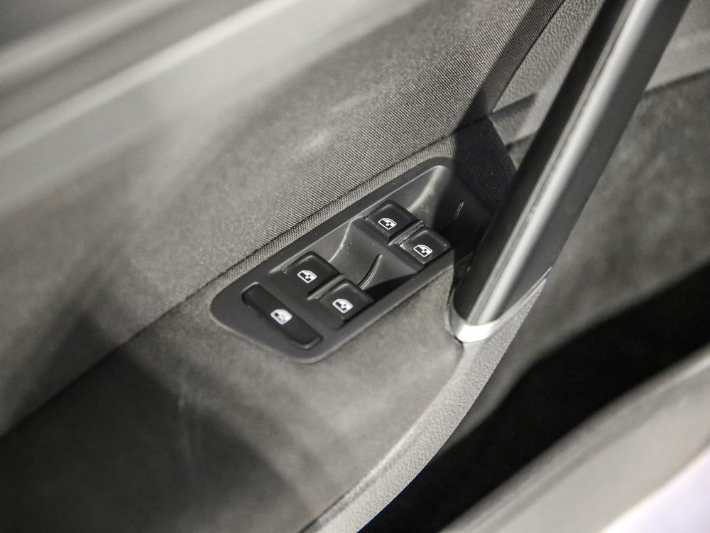 Volkswagen Golf Trendline 2018 d’occasion à vendre - 14