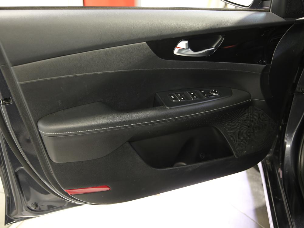 Kia Forte EX 2019 d’occasion à vendre - 13