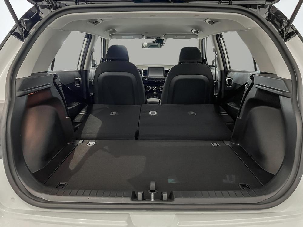 Hyundai Venue PREFERRED TWO TONE 2025 d’occasion à vendre - 29