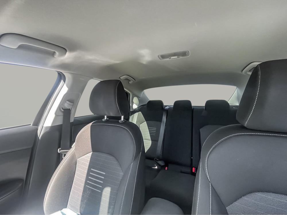 Kia Forte LX MANUELLE 2021 d’occasion à vendre - 17