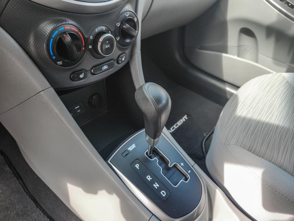 Hyundai Accent LE 2017 d’occasion à vendre - 17