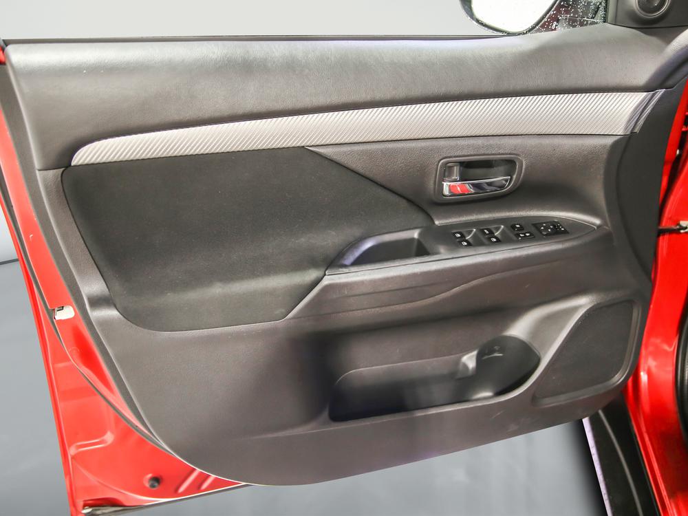 Mitsubishi Outlander ES 2018 d’occasion à vendre - 14