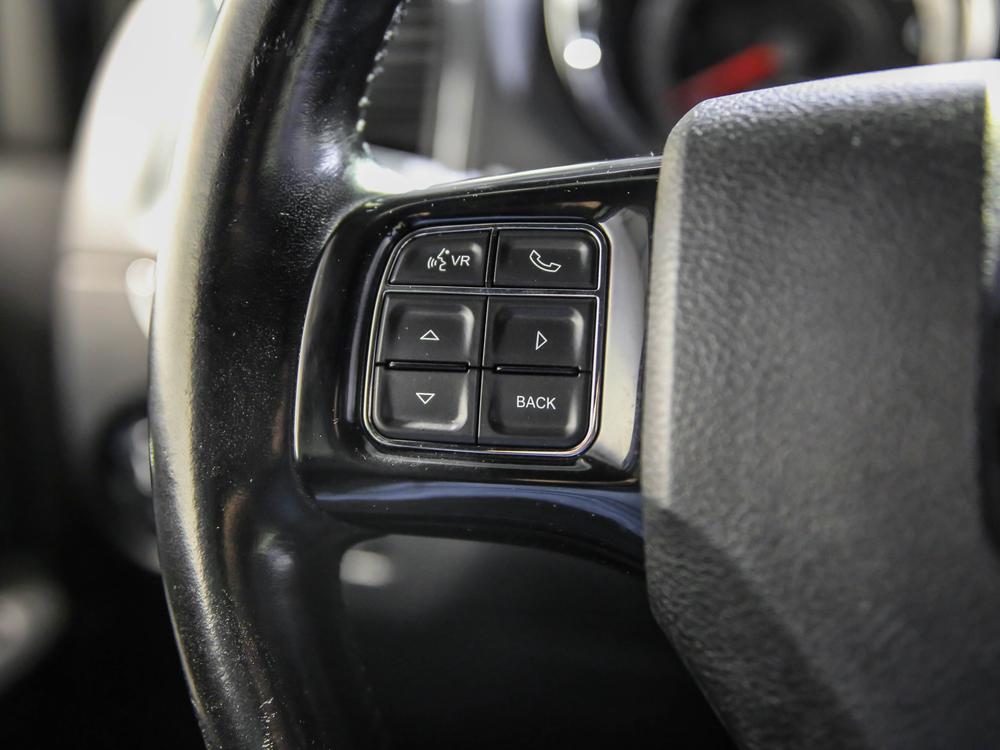 Dodge Grand Caravan PREMIUM PLUS 2020 d’occasion à vendre - 18
