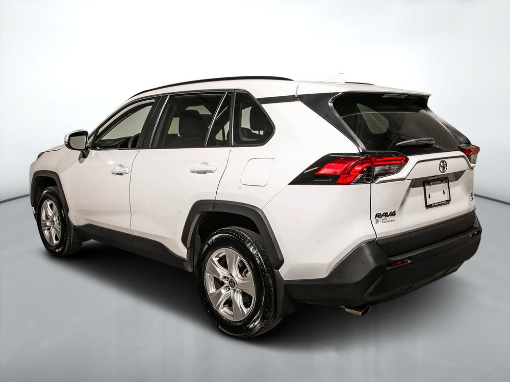 Toyota RAV4 XLE 2021 d’occasion à vendre - 6