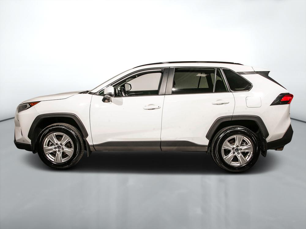Toyota RAV4 XLE 2021 d’occasion à vendre - 8