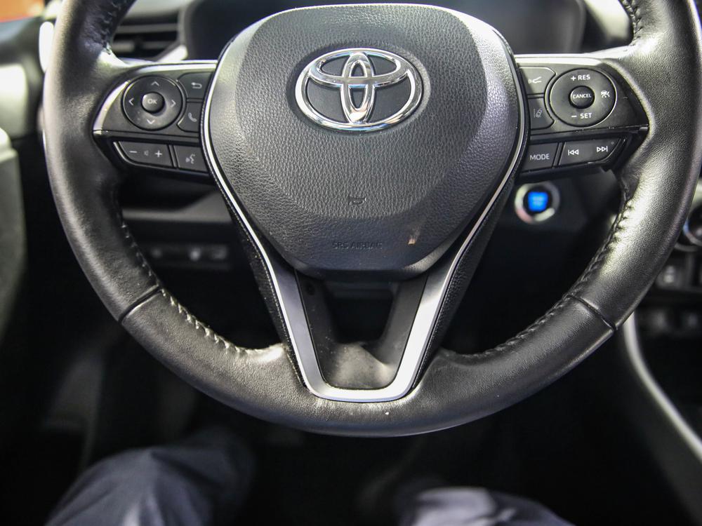 Toyota RAV4 XLE 2021 d’occasion à vendre - 21