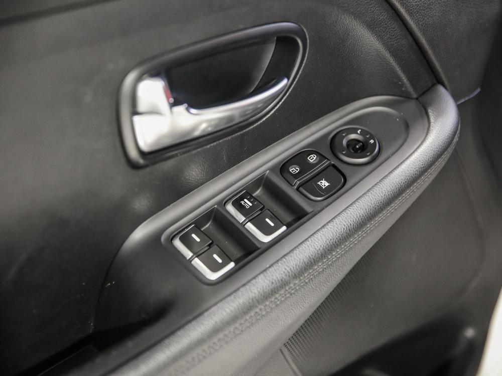 Kia Rondo LX 2016 d’occasion à vendre - 14