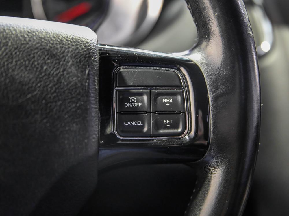 Dodge Grand Caravan PREMIUM PLUS 2020 d’occasion à vendre - 19