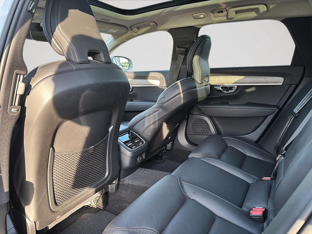 Volvo V90 Cross Country B6 ULTIMATE AWD 2024 d’occasion à vendre - 16