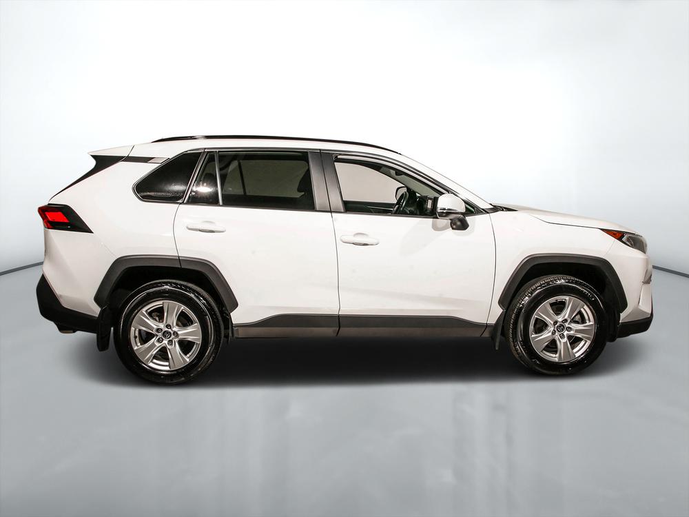 Toyota RAV4 XLE 2021 d’occasion à vendre - 2