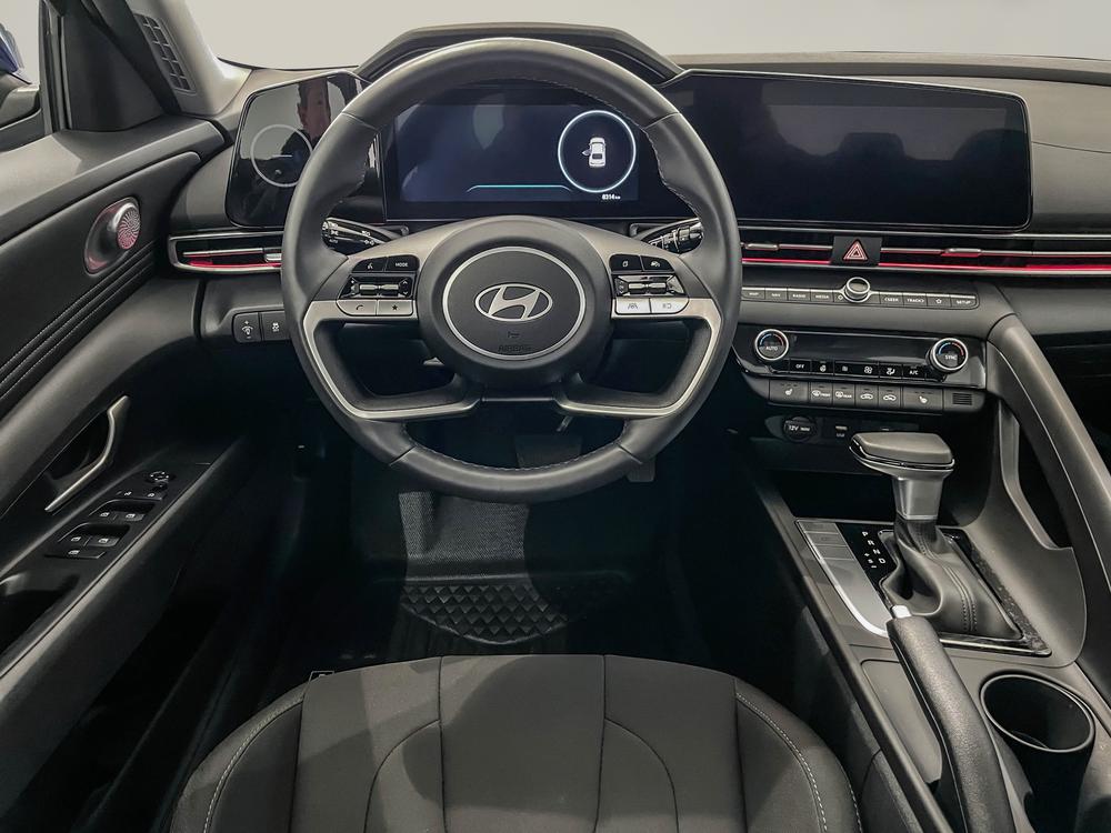 Hyundai Elantra Preferred Tech 2025 d’occasion à vendre - 11