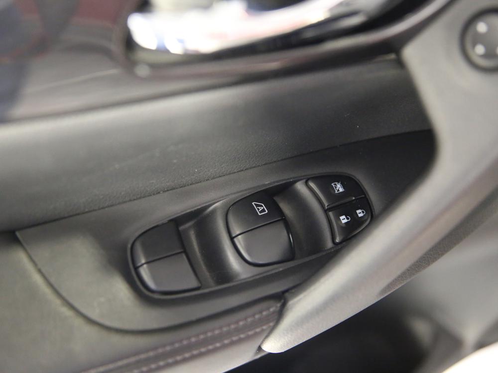 Nissan Rogue SV 2018 d’occasion à vendre - 16