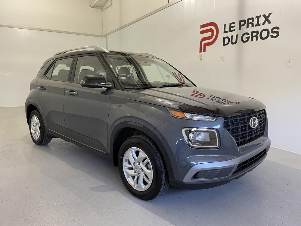 Hyundai Venue PREFERRED TWO TONE