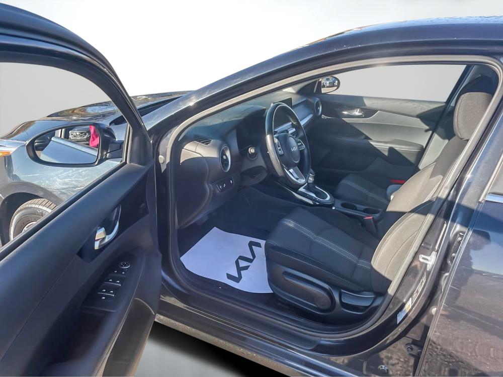 Kia Forte5 EX 2022 d’occasion à vendre - 13