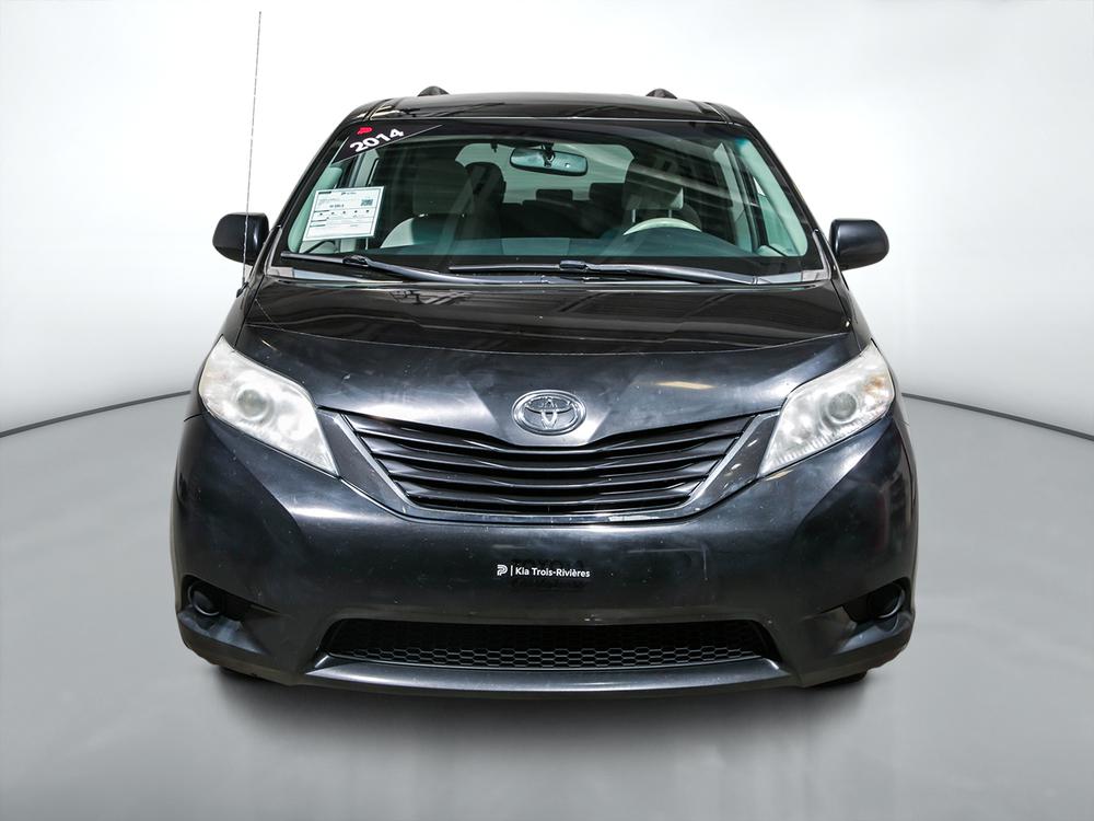 Toyota Sienna LE 2014 d’occasion à vendre - 9
