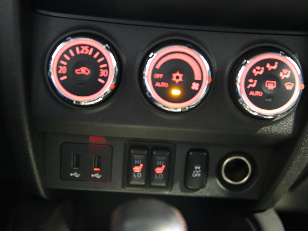 Mitsubishi RVR SE AWD // BLACK EDITION 2019 d’occasion à vendre - 26