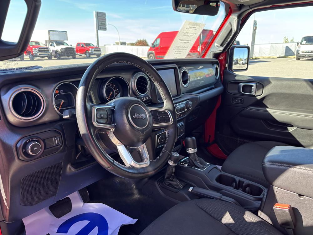 Jeep Wrangler SAHARA UNLIMITED 2023 d’occasion à vendre - 14