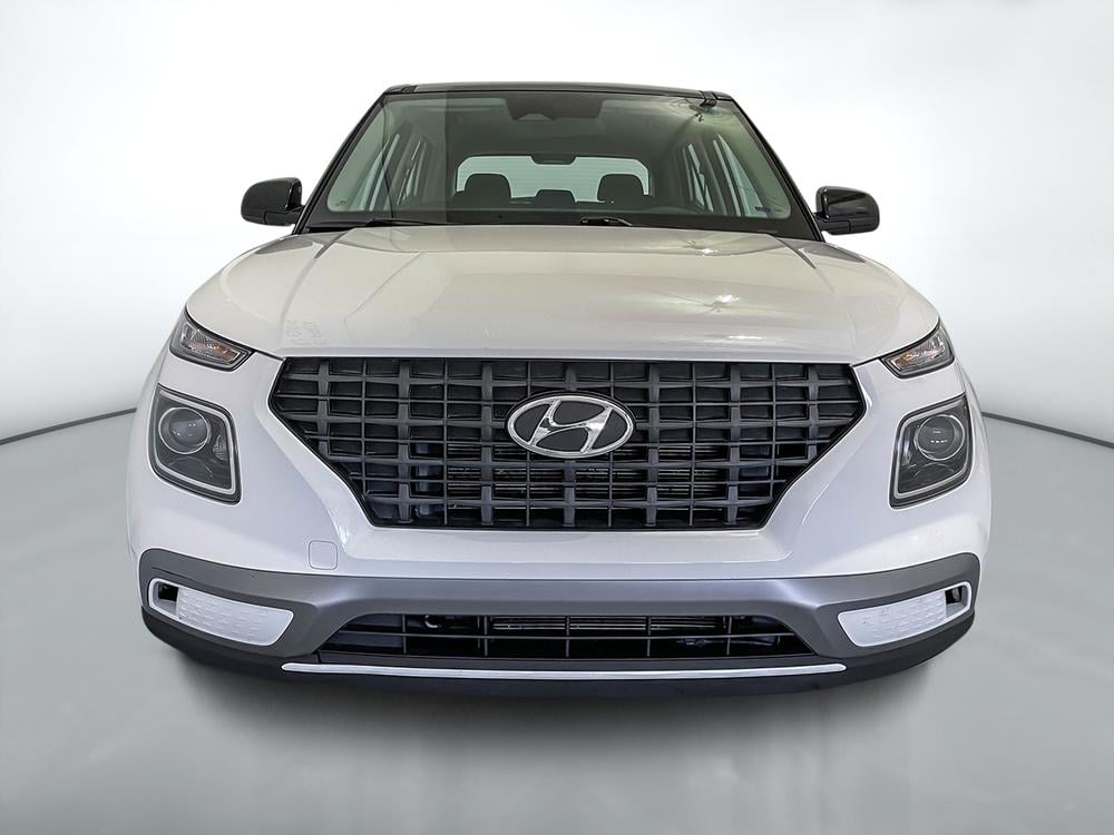 Hyundai Venue Essential / toit noir 2023 d’occasion à vendre - 2
