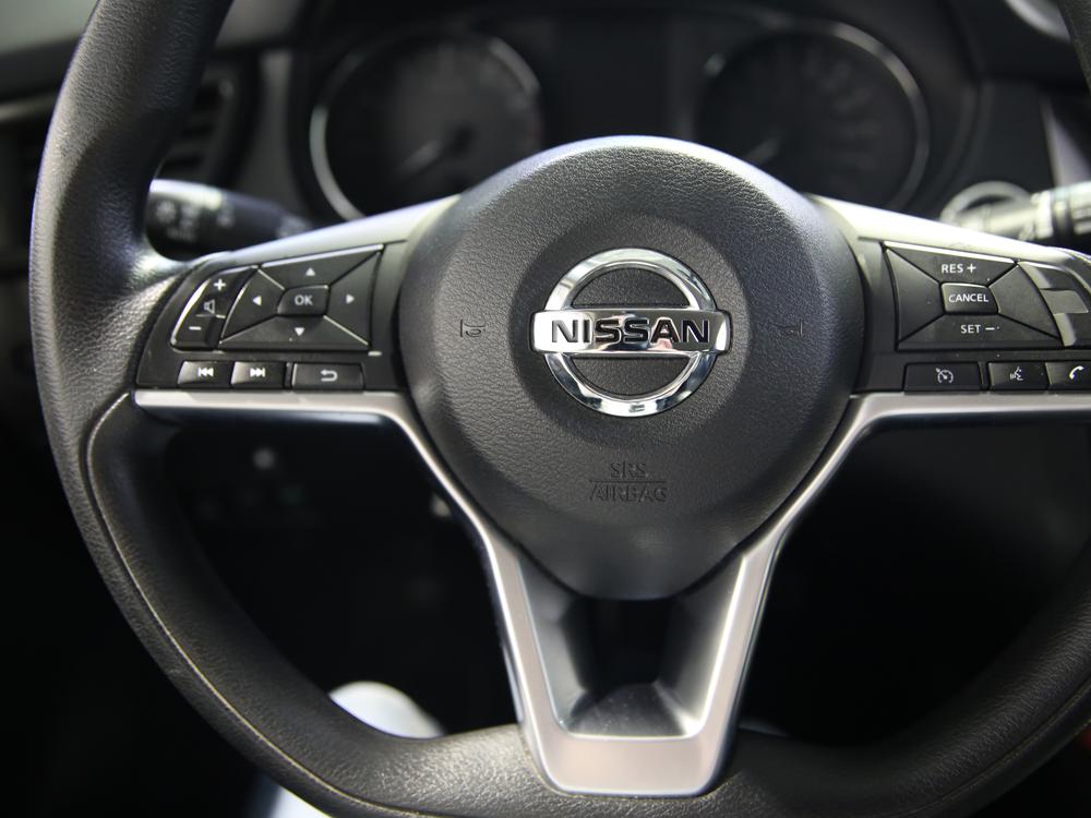 Nissan Rogue SV 2018 d’occasion à vendre - 19