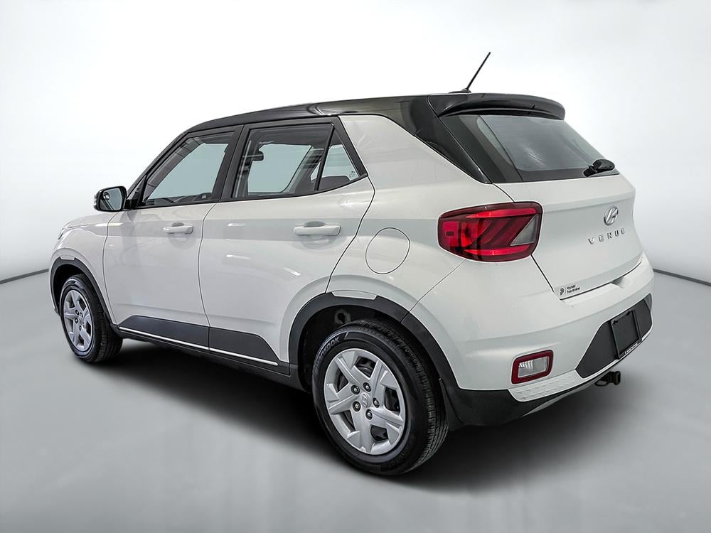 Hyundai Venue Essential / toit noir 2023 d’occasion à vendre - 6