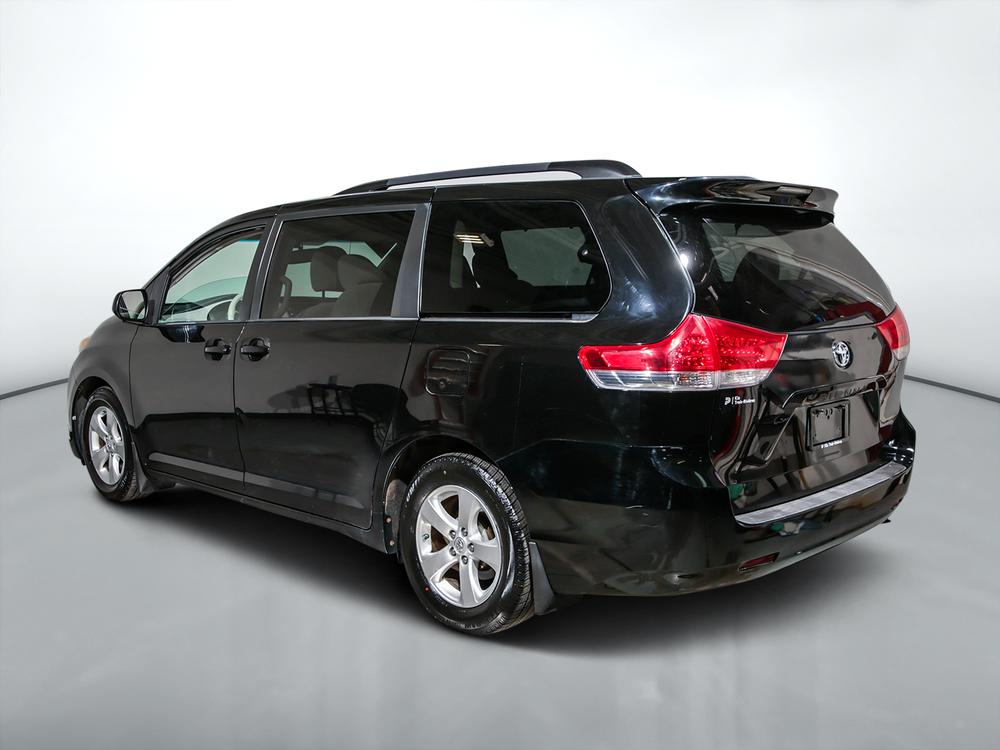 Toyota Sienna LE 2014 d’occasion à vendre - 6