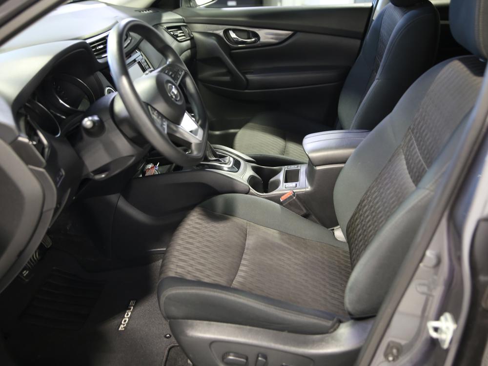 Nissan Rogue SV 2018 d’occasion à vendre - 17