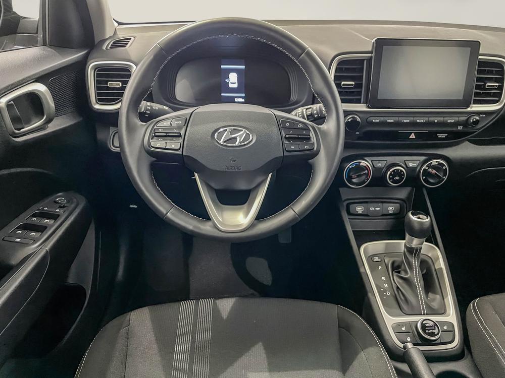 Hyundai Venue PREFERRED TWO TONE 2025 d’occasion à vendre - 11
