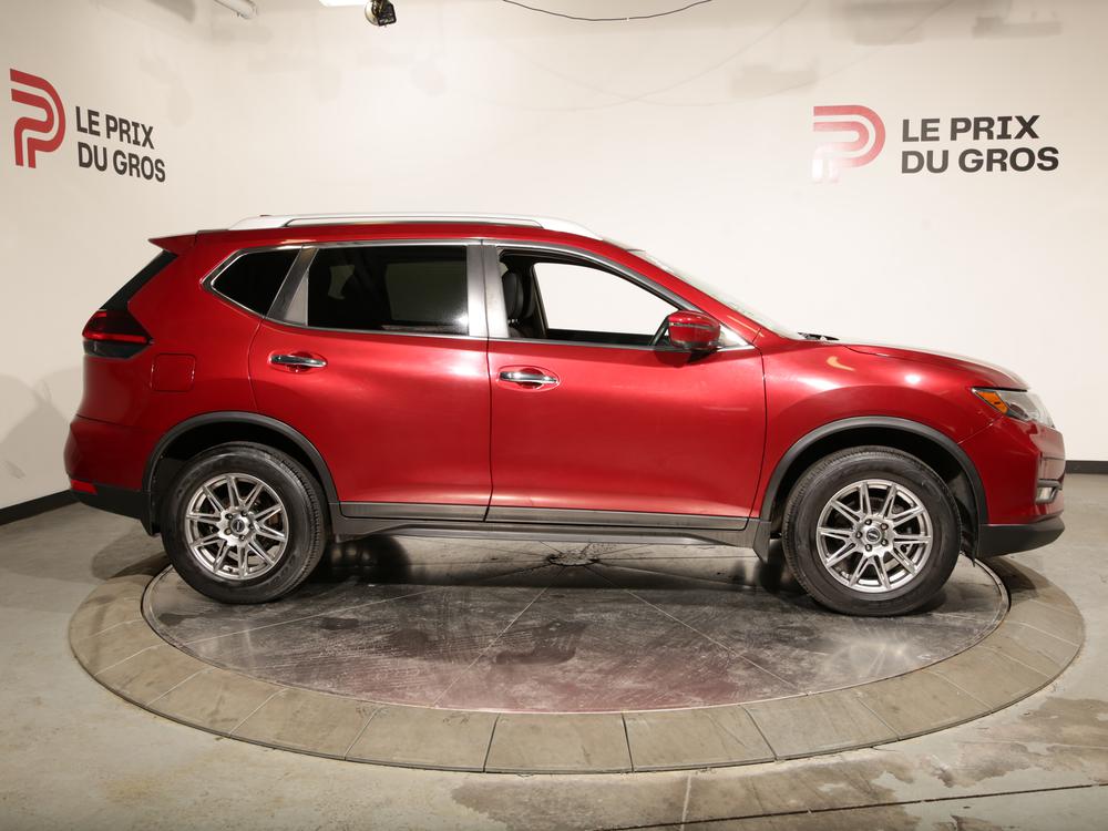 Nissan Rogue SV 2018 d’occasion à vendre - 2