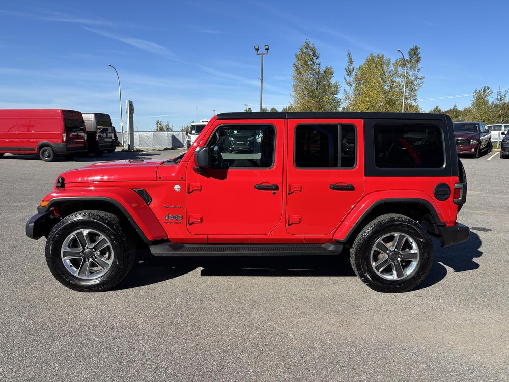 Jeep Wrangler SAHARA UNLIMITED 2023 d’occasion à vendre - 6