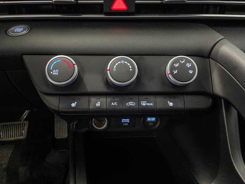 Hyundai Elantra 2023 Noir usage à vendre Hyundai Elantra 2023 Noir usage à vendre