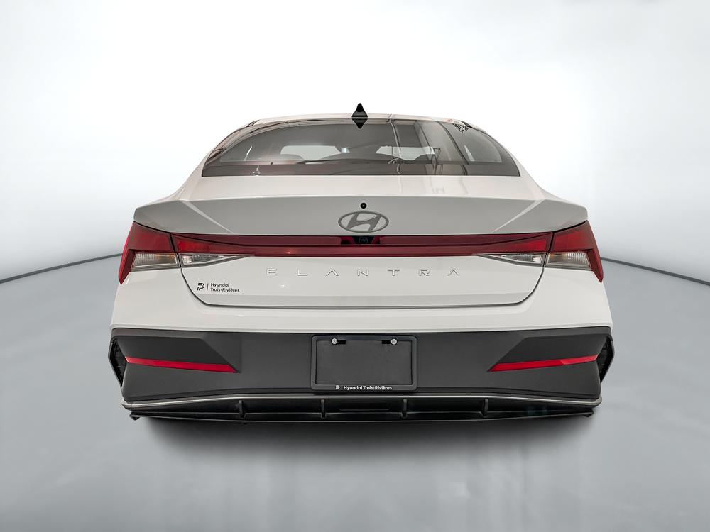 Hyundai Elantra Preferred Tech 2025 d’occasion à vendre - 7