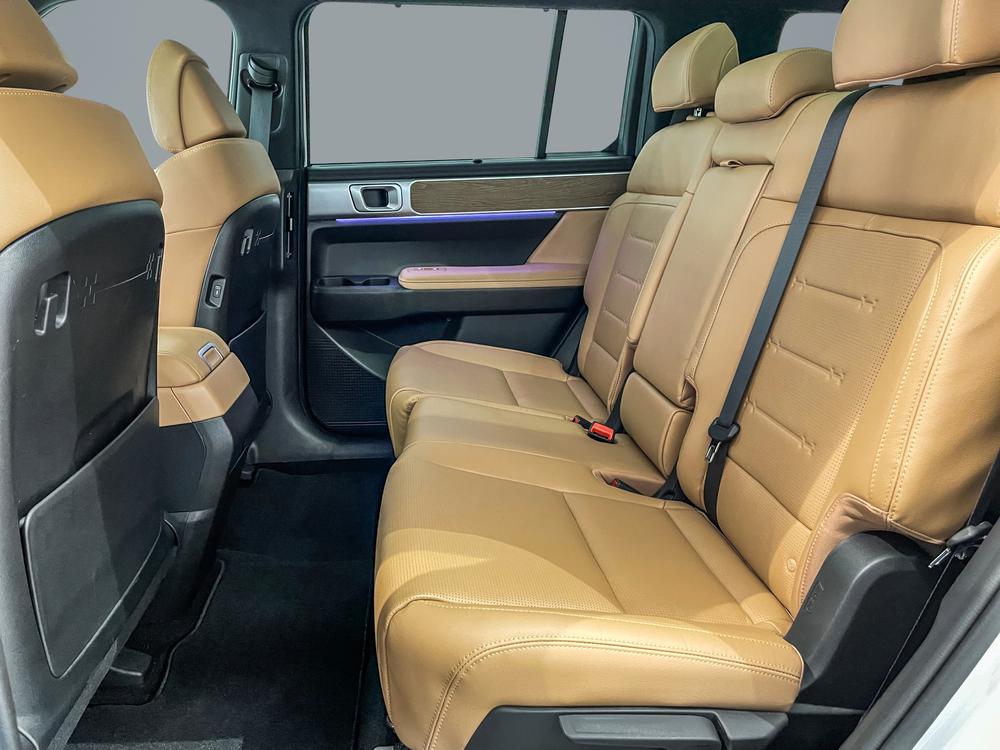 Hyundai Santa Fe 2024 Blanc usage à vendre Hyundai Santa Fe 2024 Blanc usage à vendre