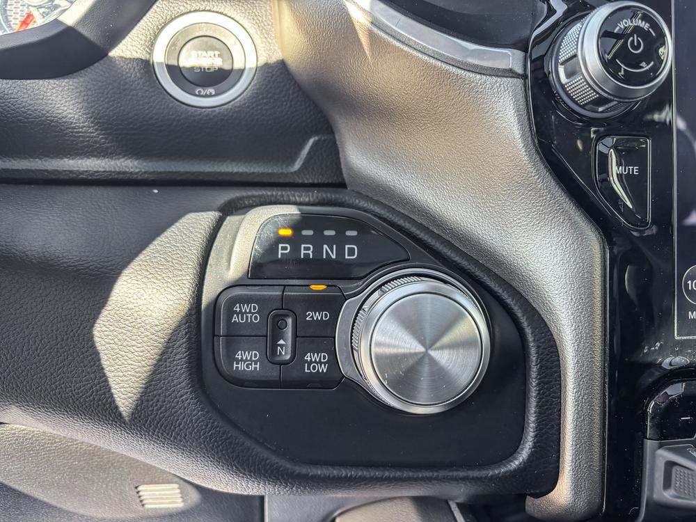 Ram 1500 2019 Noir usage à vendre Ram 1500 2019 Noir usage à vendre