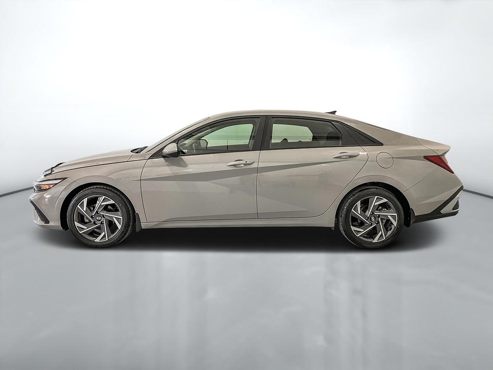 Hyundai Elantra Preferred Tech 2025 d’occasion à vendre - 4