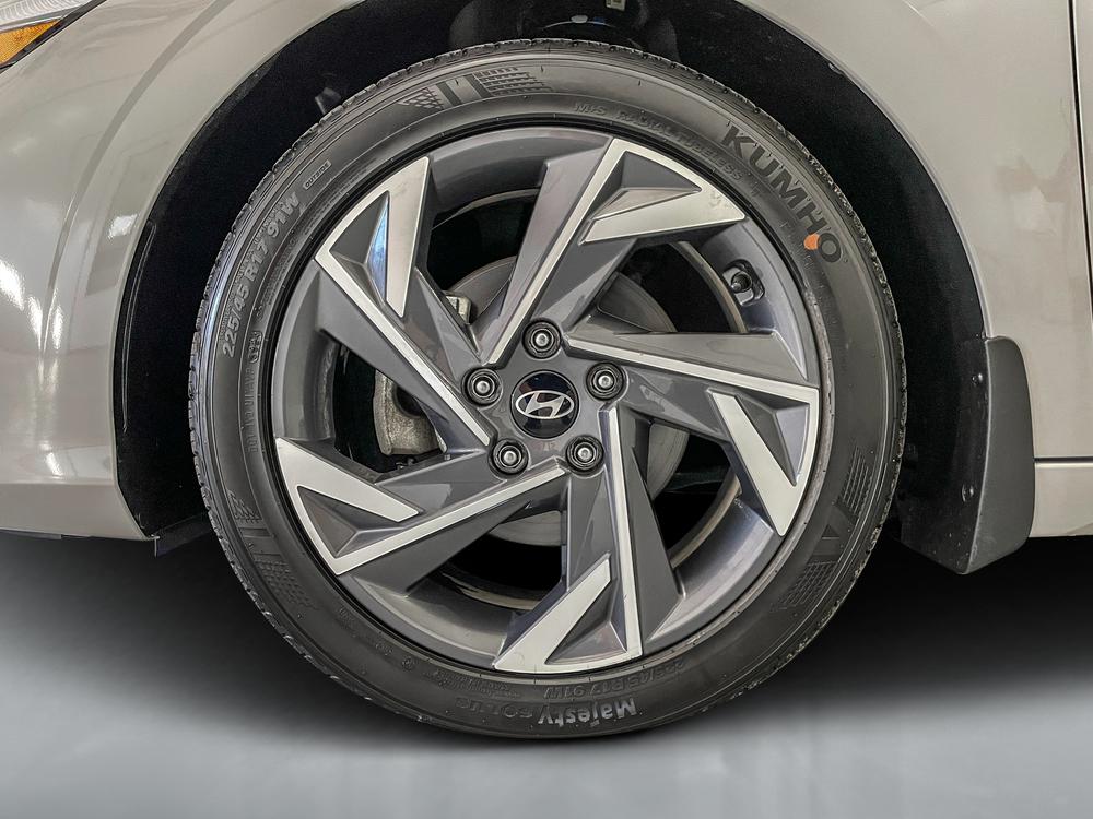 Hyundai Elantra Preferred Tech 2025 d’occasion à vendre - 8