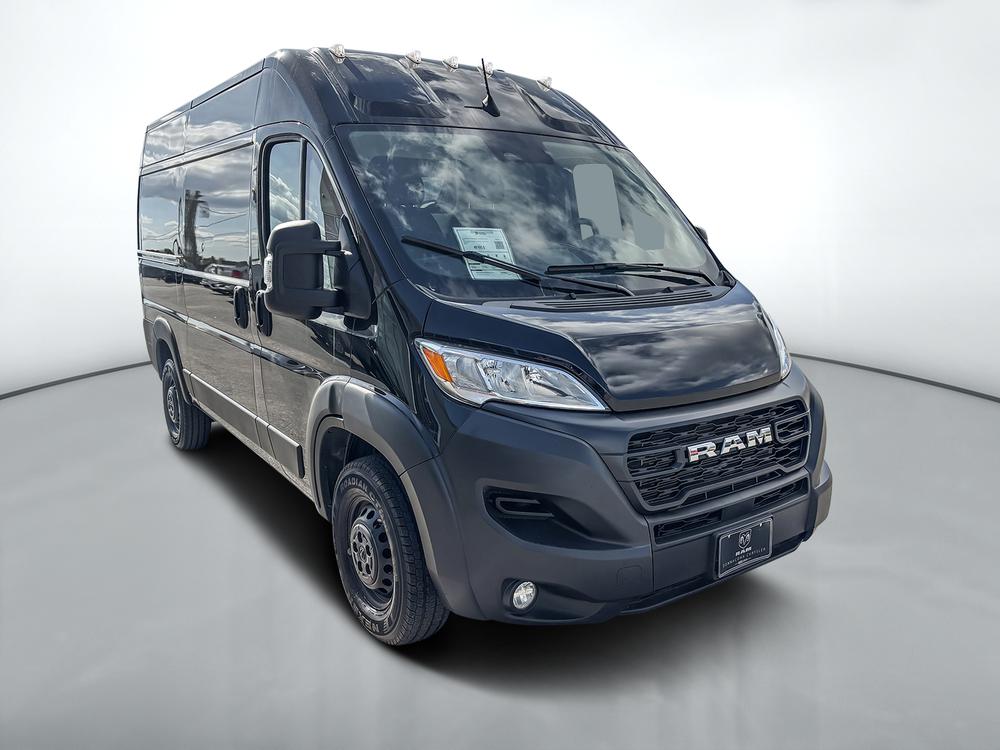 Ram ProMaster fourgonnette utilitaire 1500 toit haut