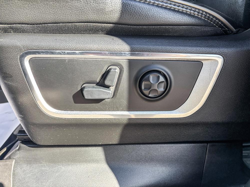 Ram 1500 2019 Noir usage à vendre Ram 1500 2019 Noir usage à vendre